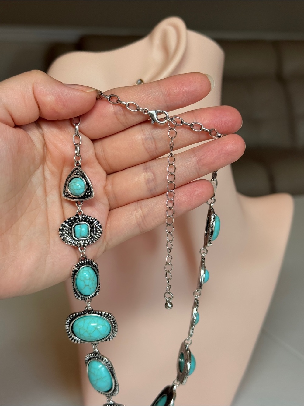 Western Turquoise Stone Silver Necklace - Picture 11 of 11